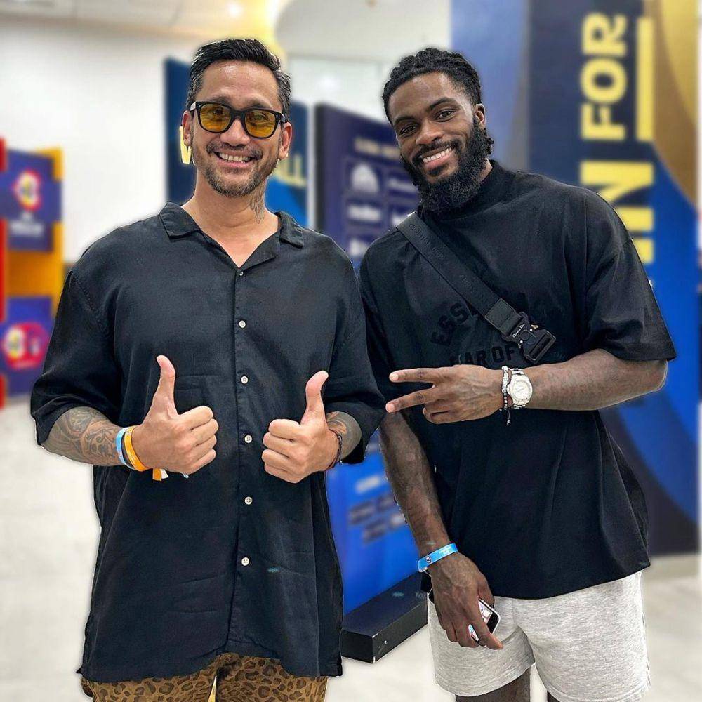 potret Tora Sudiro dan keluarga nonton FIBA World Cup (instagram.com/t_orasudi_ro)