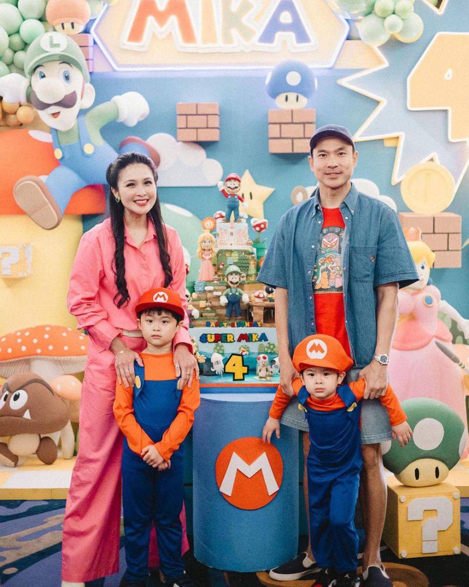 potret keluarga Sandra Dewi (instagram.com/sandradewi88)