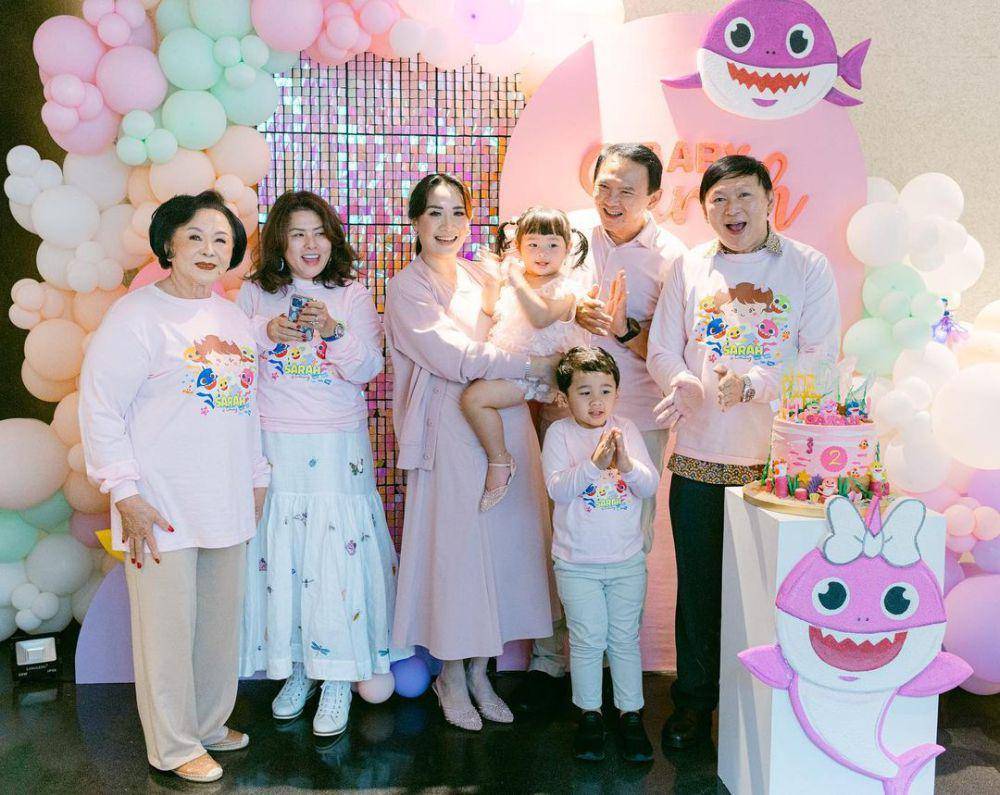 potret keluarga Ahok dan Puput NastitiI Devi (instagram.com/btpnd)