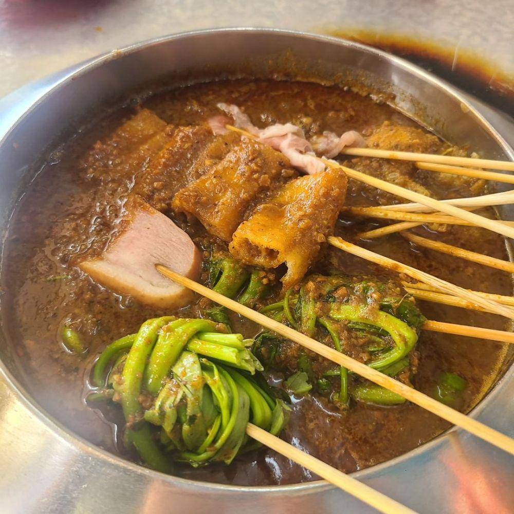 satay celup (instagram.com/tapas_monkey)