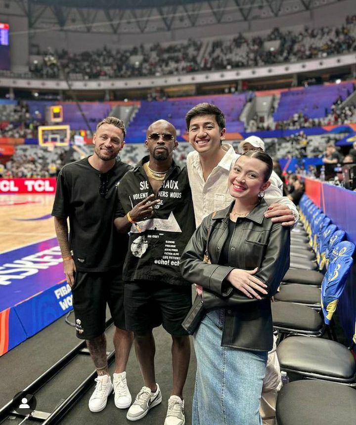 potret artis Indonesia nonton FIBA World Cup 2023 (instagram.com/harrisvriza)