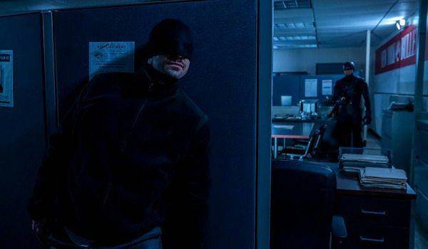 Daredevil dibikin bingung dengan Bullseye yang memanfaatkan bunyi (dok. Marvel Studios/Daredevil)