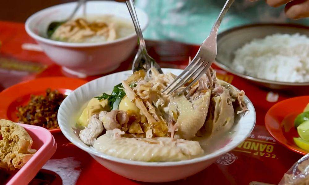 Soto Ayam H. Surono (youtube.com/Dyodoran)