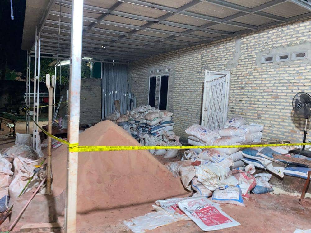 Polres Lamsel Gerebek Gudang Pupuk Oplosan, 3 Pekerja Ditangkap!