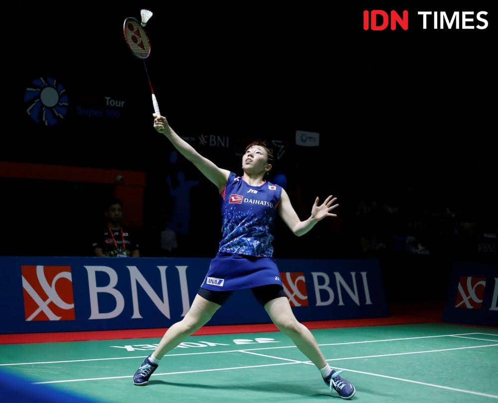 Tunggal putri Jepang Riko Gunji saat beraksi di Indonesia Masters 2023 BWF Super 100 di GOR PBSI Sumut (IDN Times/Doni Hermawan)
