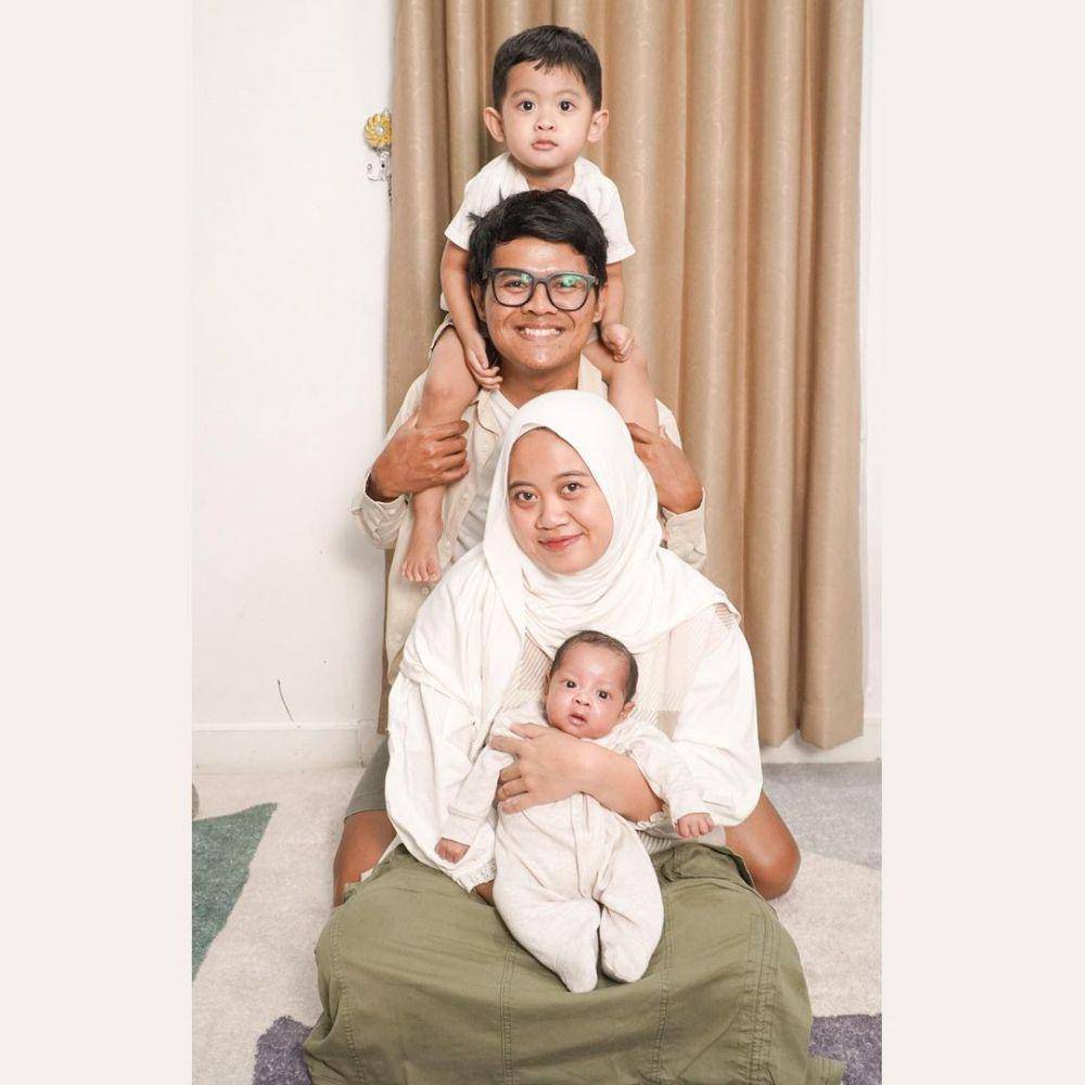 potret Musdalifah Basri dan keluarga (instagram.com/musdalifahbasri)