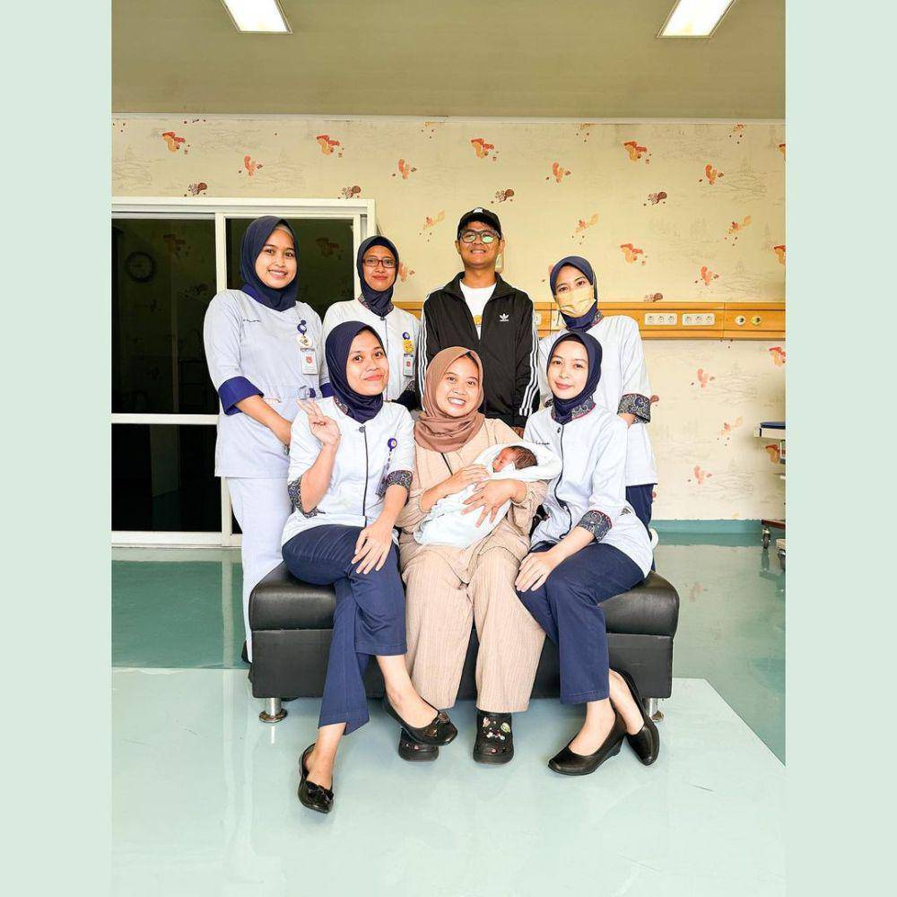 potret Musdalifah Basri dan keluarga (instagram.com/musdalifahbasri)