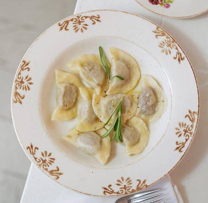 ilustrasi dimsum (pexels.com/nadinsh)