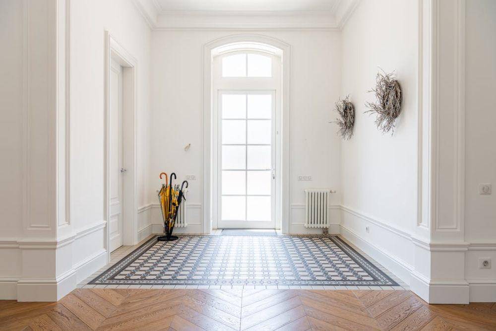 inspirasi dekorasi entryway (pexels.com/Max Rahubovskiy)