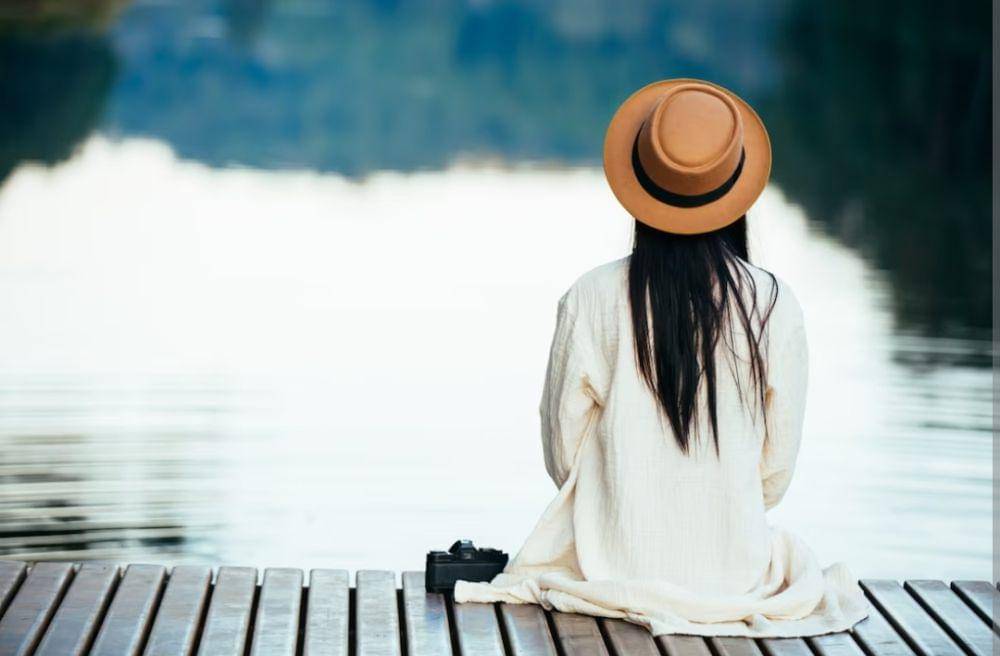 ilustrasi menunggu (freepik.com/jcomp)