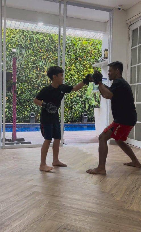 Rafathar latihan bela diri (Instagram.com/raffinagita1717)