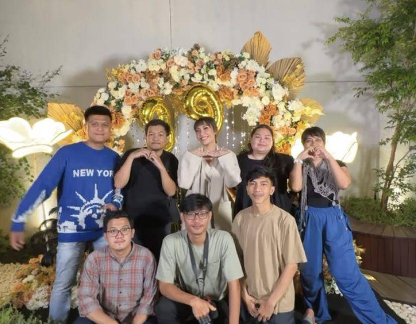 potret pengajian ulang tahun ke-39 Ayu Dewi (Instagram.com/mrsayudewi)