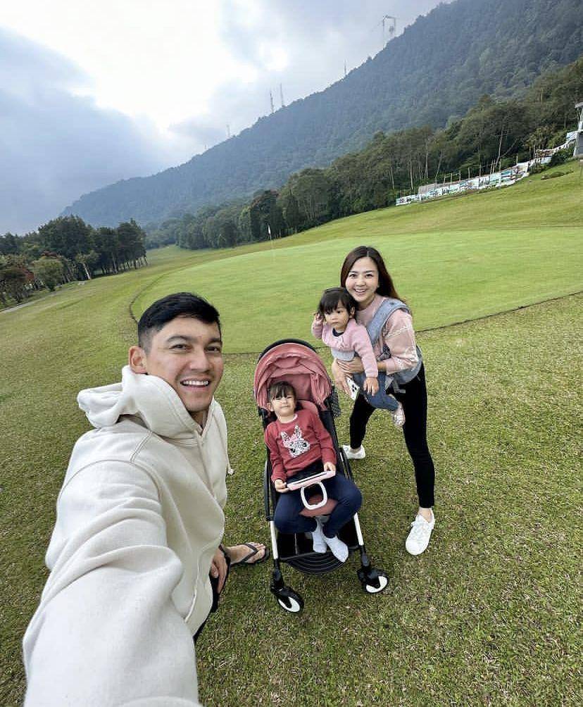 potret liburan keluarga Samuel Zylgwyn di Bali (Instagram.com/samuel_zylgwyn)