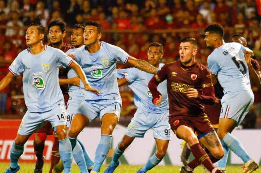 Persela Lamongan saat menghadapi PSM Makassar pada 2019. (facebook.com/PSM Makassar)