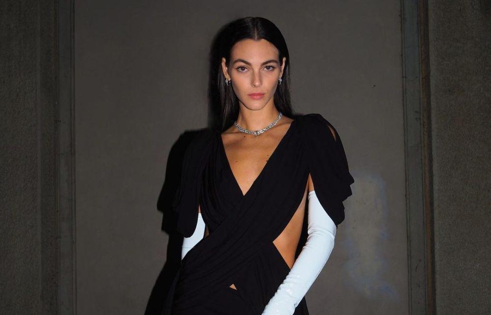 7 Potret Vittoria Ceretti yang Disebut Pacar Baru Leonardo DiCaprio