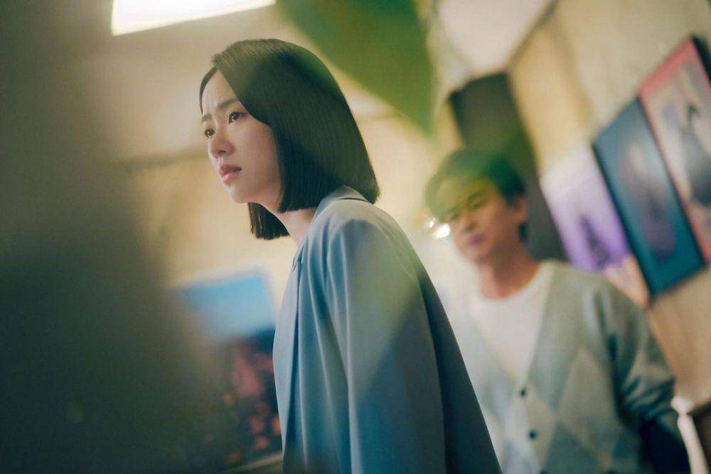 cuplikan Jeon Yeo Been di drakor A Time Called You (instagram.com/lim_hyoseon)