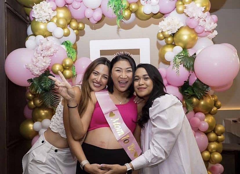 7 Potret Baby Shower Theresa Wienathan, Nia Ramadhani Paling Heboh!