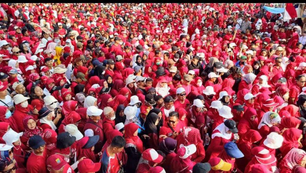 32 Ribu Warga Cianjur Ikut Jalan Sehat Merah Putih