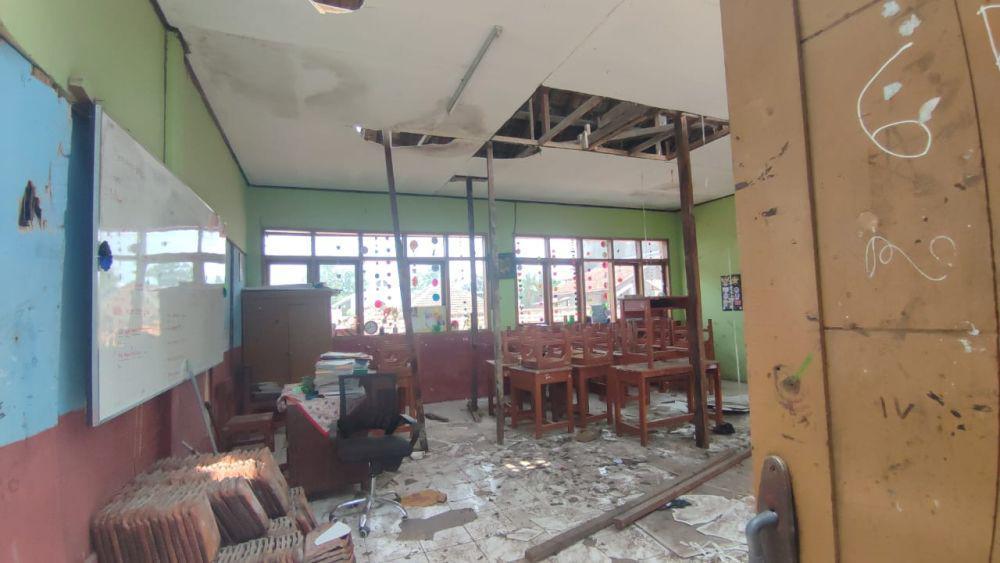 PSI Kritisi Banyaknya Bangunan Sekolah Dasar di Bandung yang Rusak