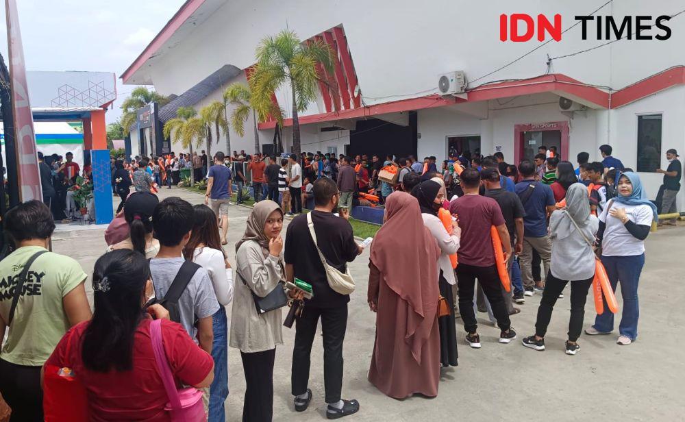 Jelang Pertandingan, Antrean Penonton Final Indonesia Master Mengular