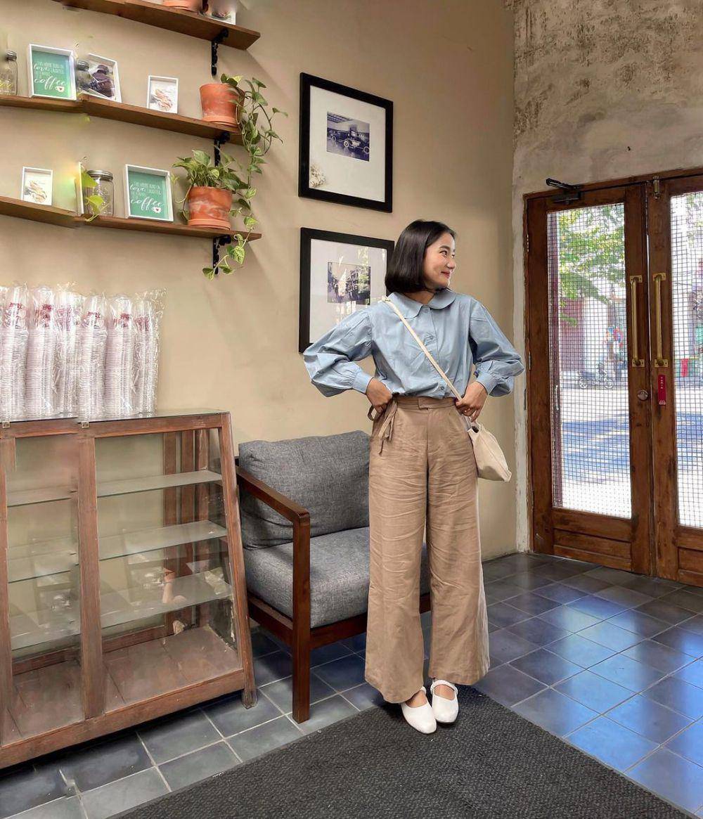 potret OOTD nuansa biru ala selebgram Jesica Ceren (instagram.com/jesicaceren)