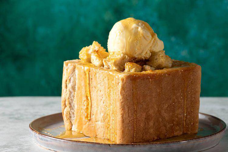 ilustrasi honey toast topping es krim (youtube.com/Eugene Kitchen)