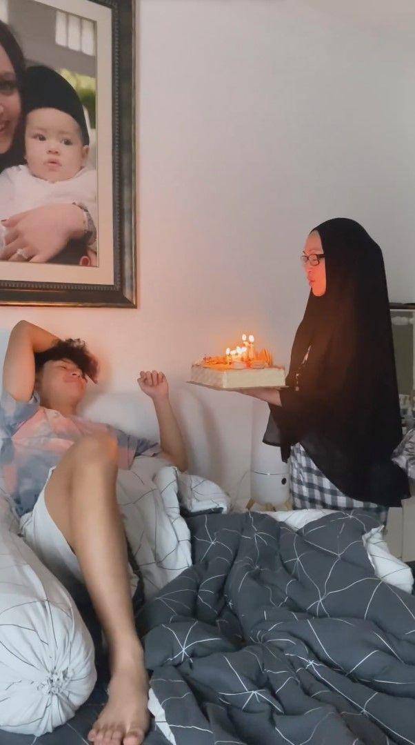ulang tahun ke-14 Keanu Massaid (instagram.com/angelinasondakh09)