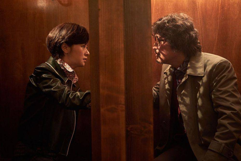 cuplikan Jeon Yeo Been dan Song Kang Ho di film Cobweb (instagram.com/barunsonena.contents)