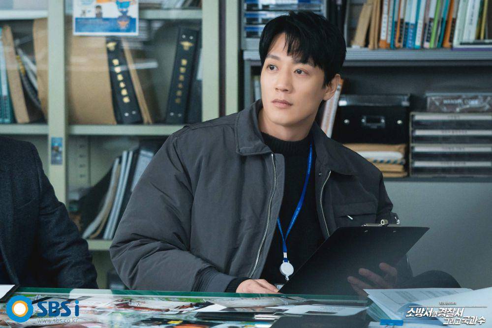 Kim Rae Won di drakor The First Responders 2 (dok. SBS/The First Responders 2)