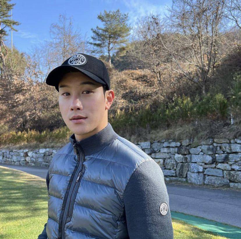 Lee Si Kang gantikan Kim Jin Woo mundur yang dari The Elegant Empire (Instagram.com/lee_si_kang)