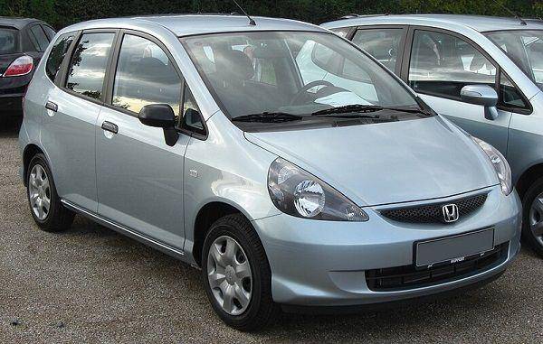 Honda Jazz generasi 2 (commons.wikimedia.org)