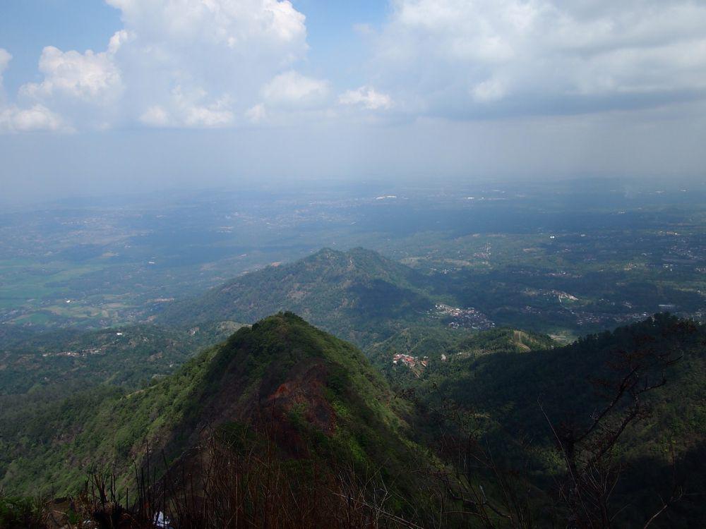 Gunung Telomoyo, 5 Alasan Kenapa Kamu Harus Segera Mengunjunginya