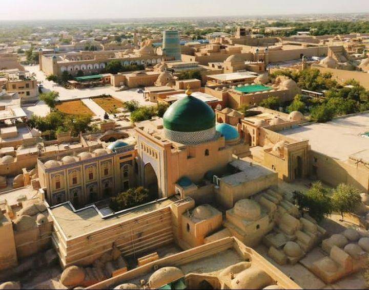 foto Itchan Kala yang menjadi situs warisan dunia UNESCO (instagram.com/strawberrymary_)