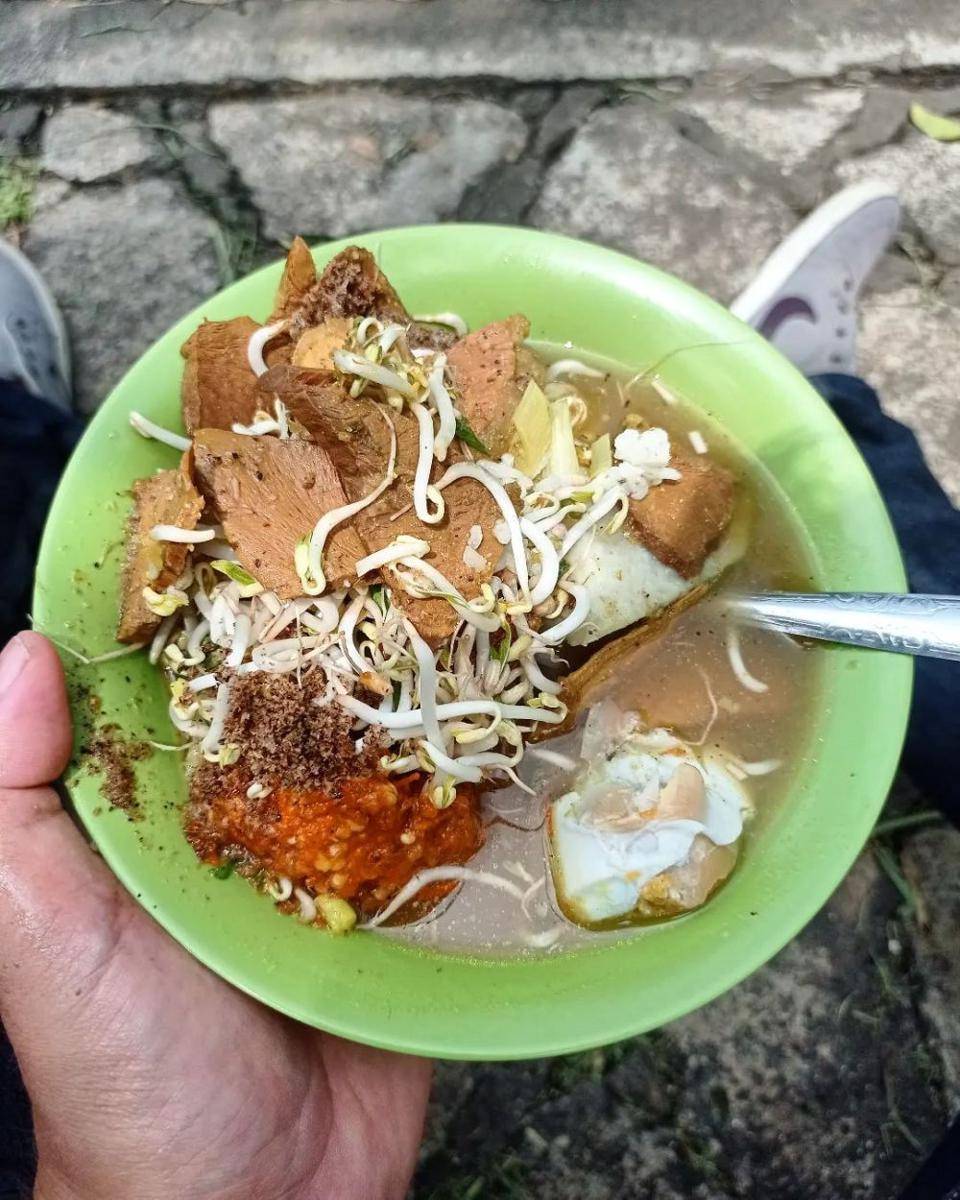 Soto Daging Pak Markeso (instagram.com/rio_njoo87)