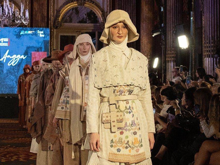ilustrasi penampilan desainer dan brand fashion lokal di Front Row Paris 2023. (dok IN2MF)