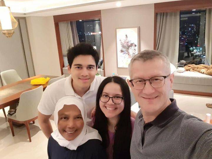 potret Maxime Bouttier dan orangtua (instagram.com/sitipurwanti15)