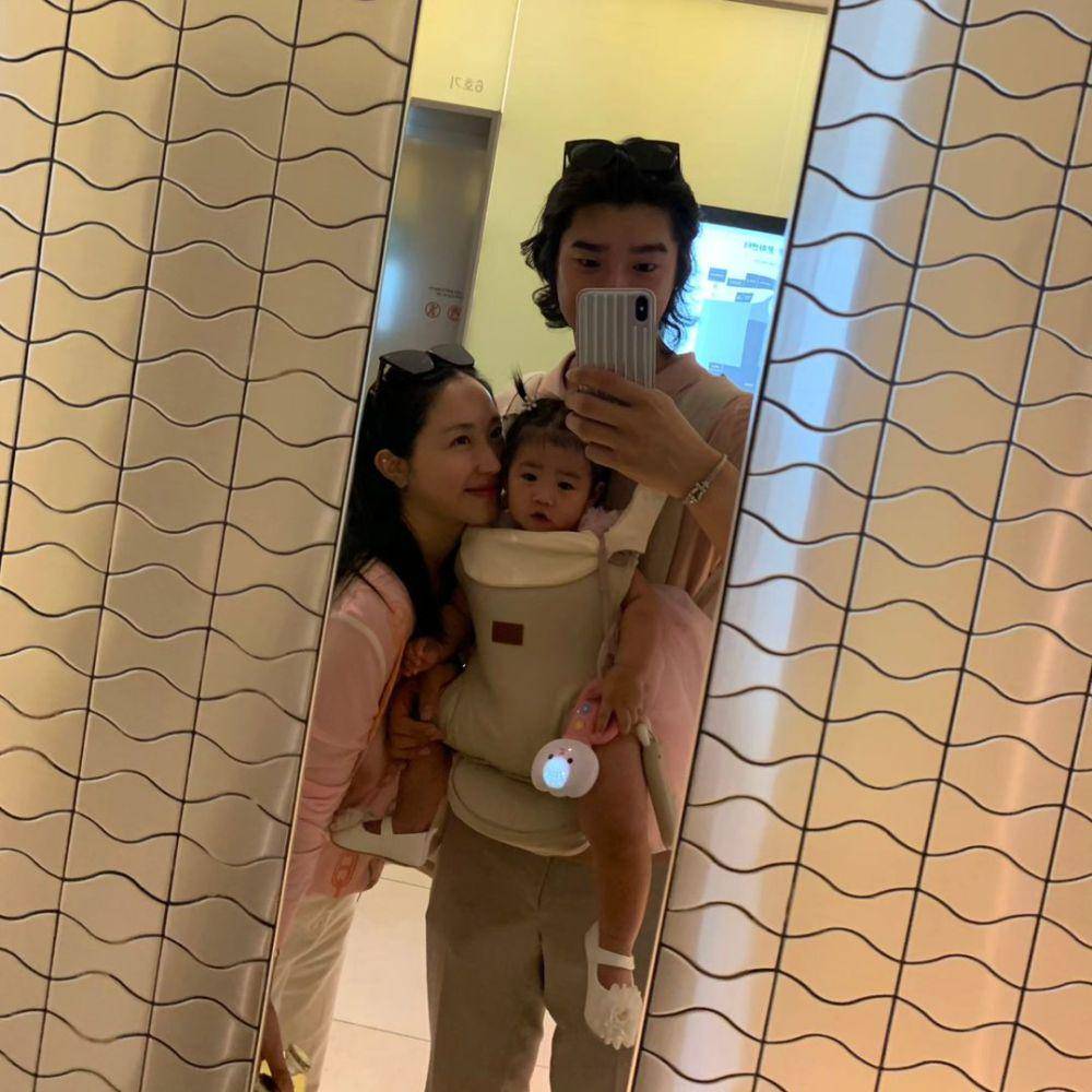 potret Sunday The Grace dan suami momong anak (instagram.com/sunday040728)