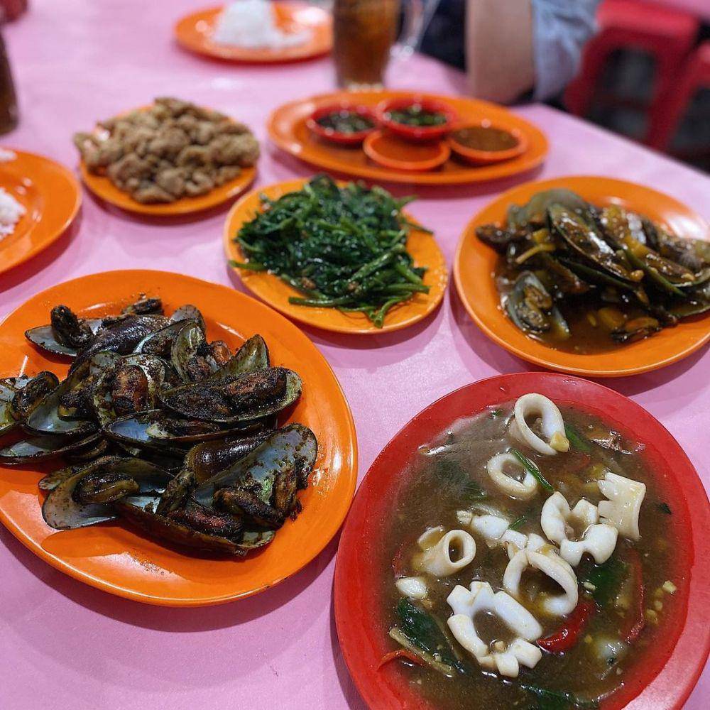 Santiga Seafood (instagram.com/cacasplate)