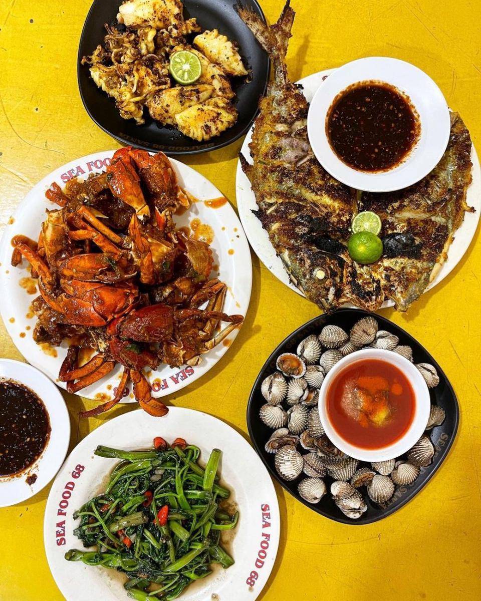 Seafood 68 Santa (instagram.com/weiryadi.susanto)