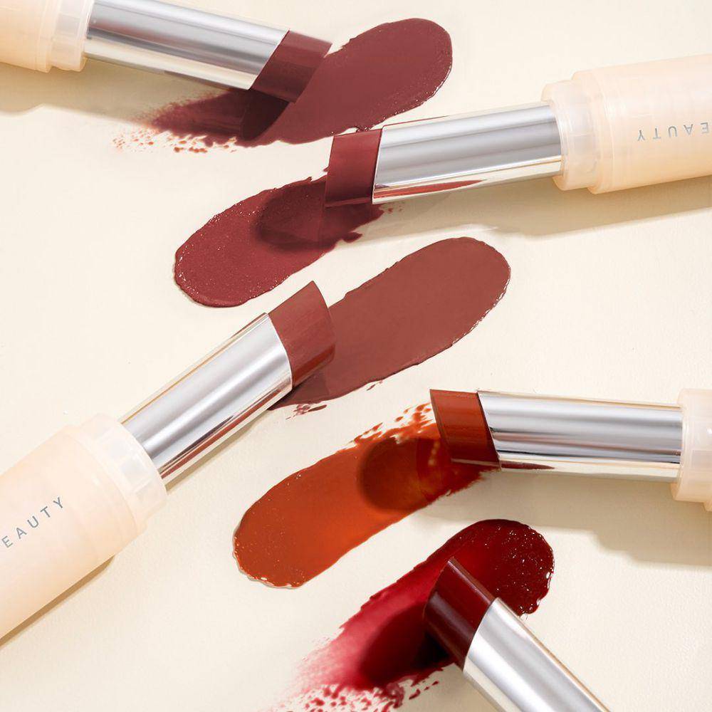 produk Dear Me Beauty hypergloss lip balm (instagram.com/dearmebeauty)