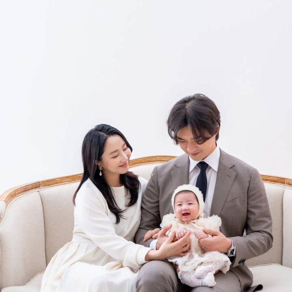 potret Sunday The Grace dan suami momong anak (instagram.com/sunday040728)