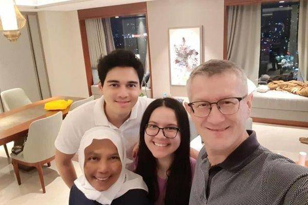 potret Maxime Bouttier dan orangtua (instagram.com/sitipurwanti15)