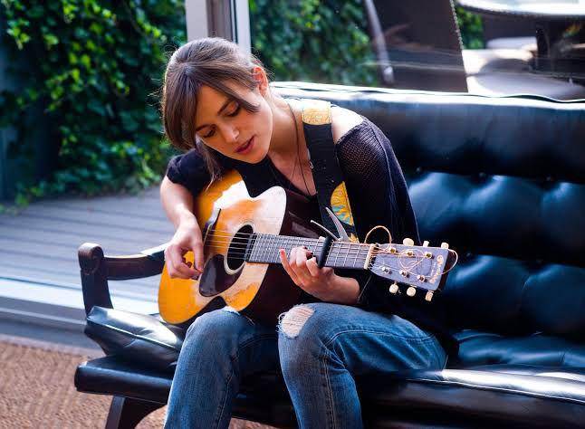 cuplikan film Begin Again (dok. Apatow Productions/Begin Again)