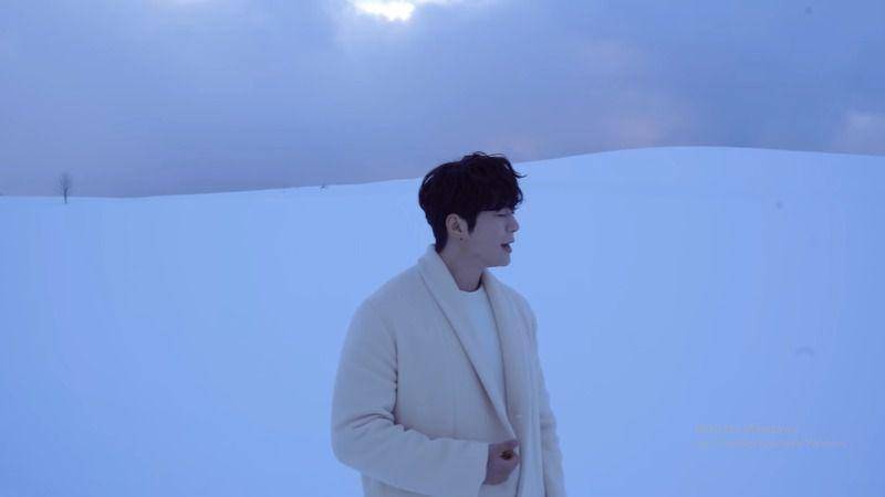 cuplikan MV "Snow Flower" - MAKTUB (youtube.com/MAKTUB Official)