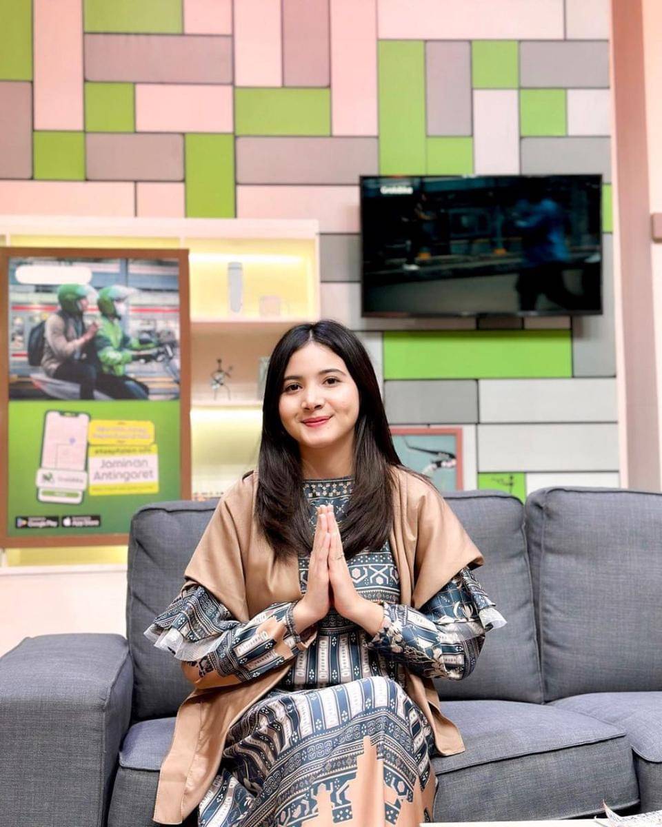 Bulan Sutena (instagram.com/bulansutena)