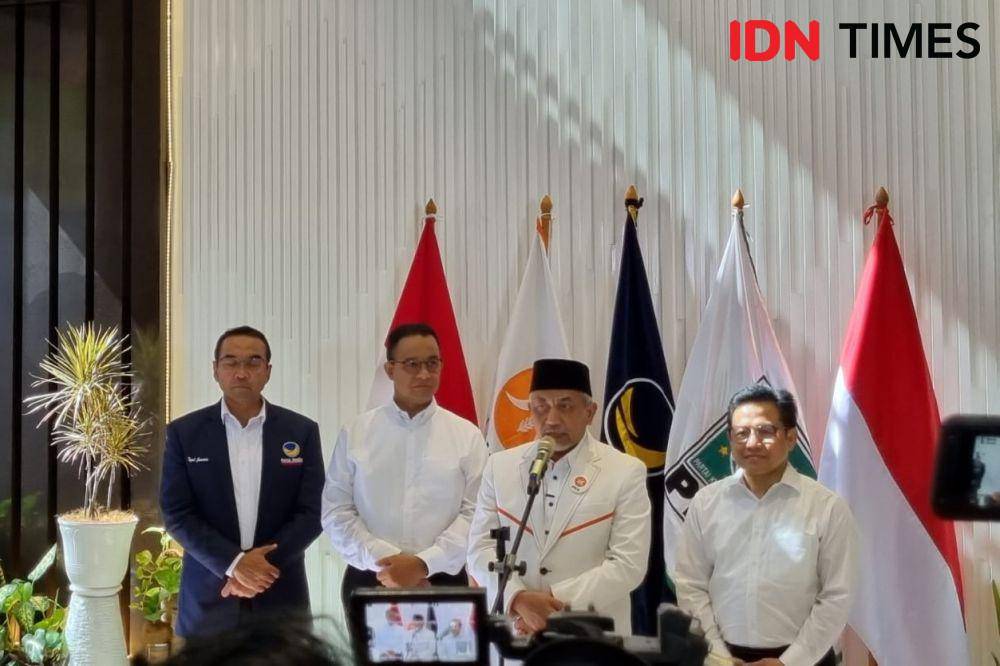 Bacapres-bacawapres Anies-Cak Imin menyambangi kantor DPP PKS (IDN Times/Ilman Nafi'an)