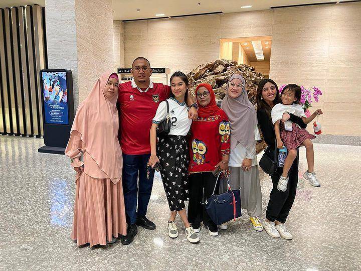 reaksi Azizah Salsha selebrasi bucin Pratama Arhan (instagram.com/andre_rosiade)