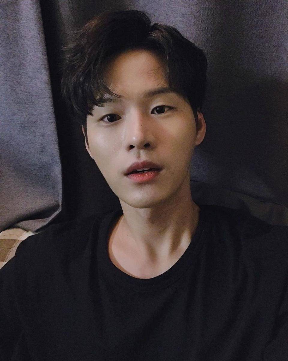 potret Yun Ji On (instagram.com/jiii0n__)