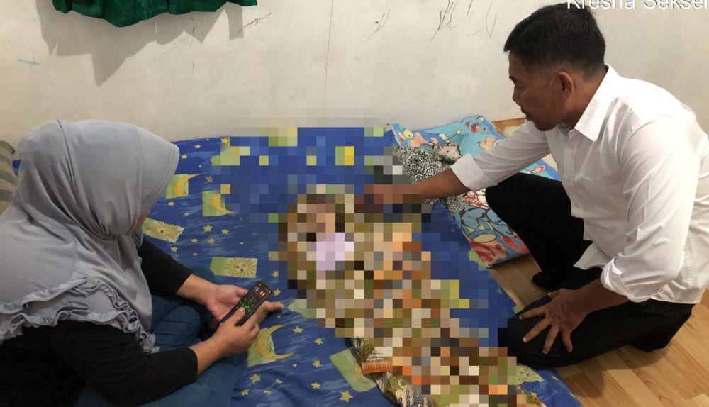 Bayi Tewas setelah Terjatuh dari Gendongan Pengasuh
