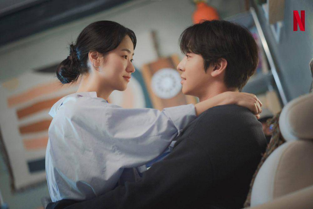 Jeon Yeo Bin dan Ahn Hyo Seop di A Time Called You (twitter.com/NPIOent)